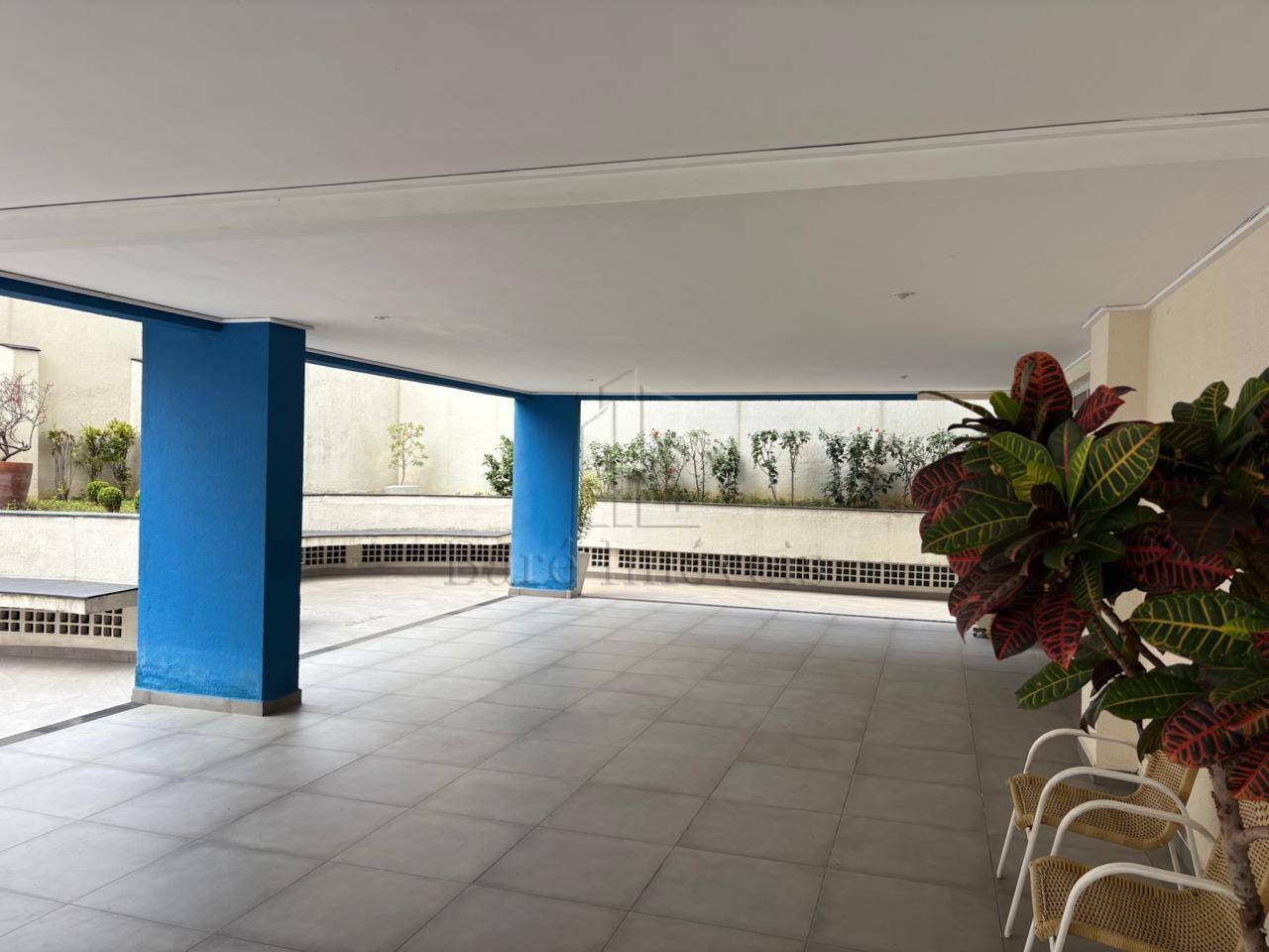 Apartamento à venda com 2 quartos, 60m² - Foto 17