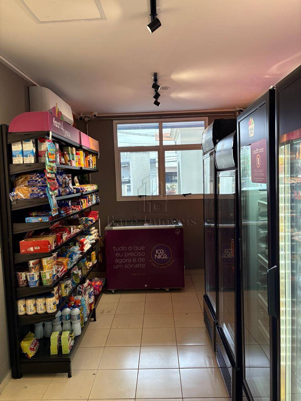 Apartamento à venda com 2 quartos, 60m² - Foto 19