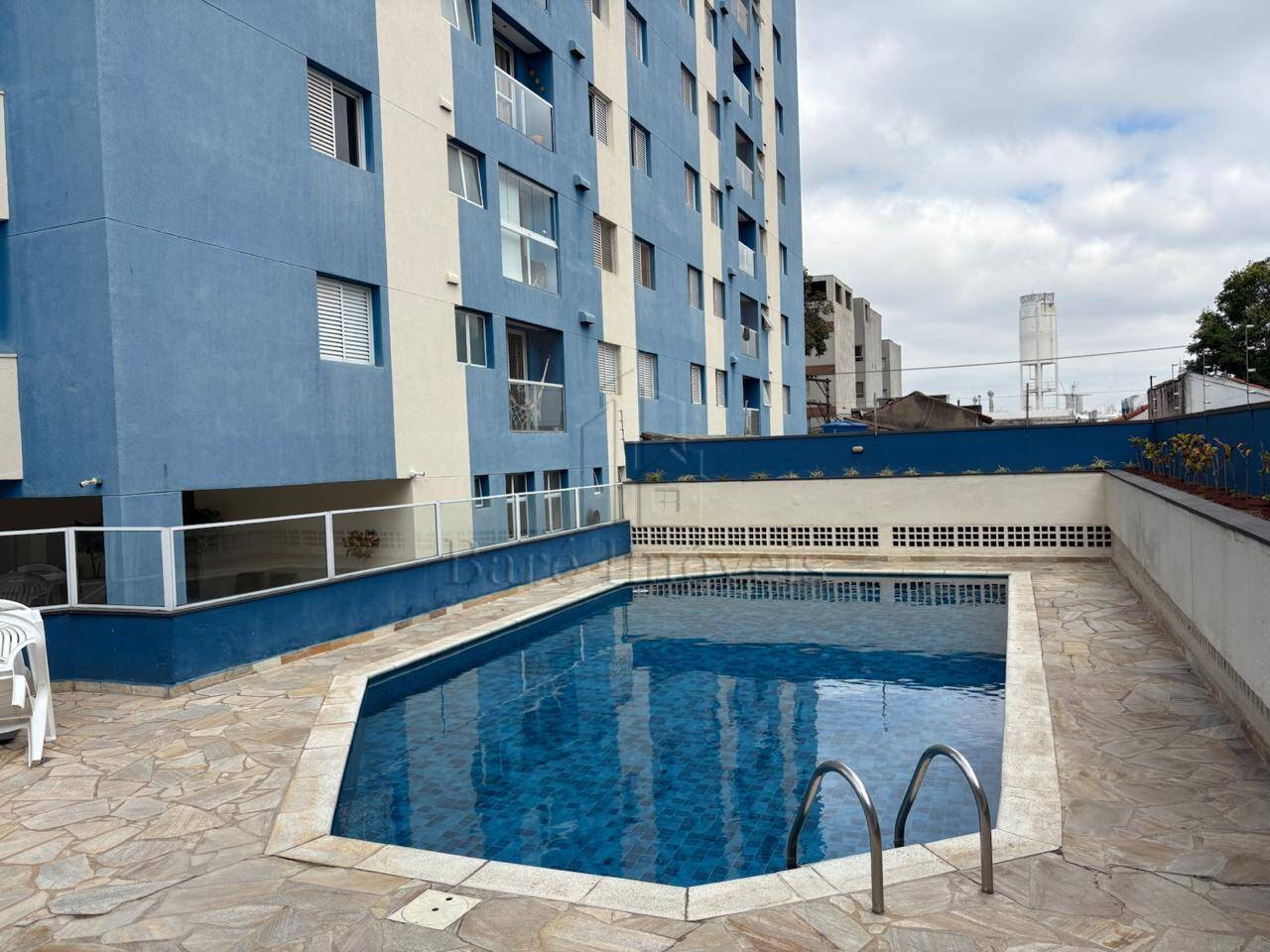 Apartamento à venda com 2 quartos, 60m² - Foto 18