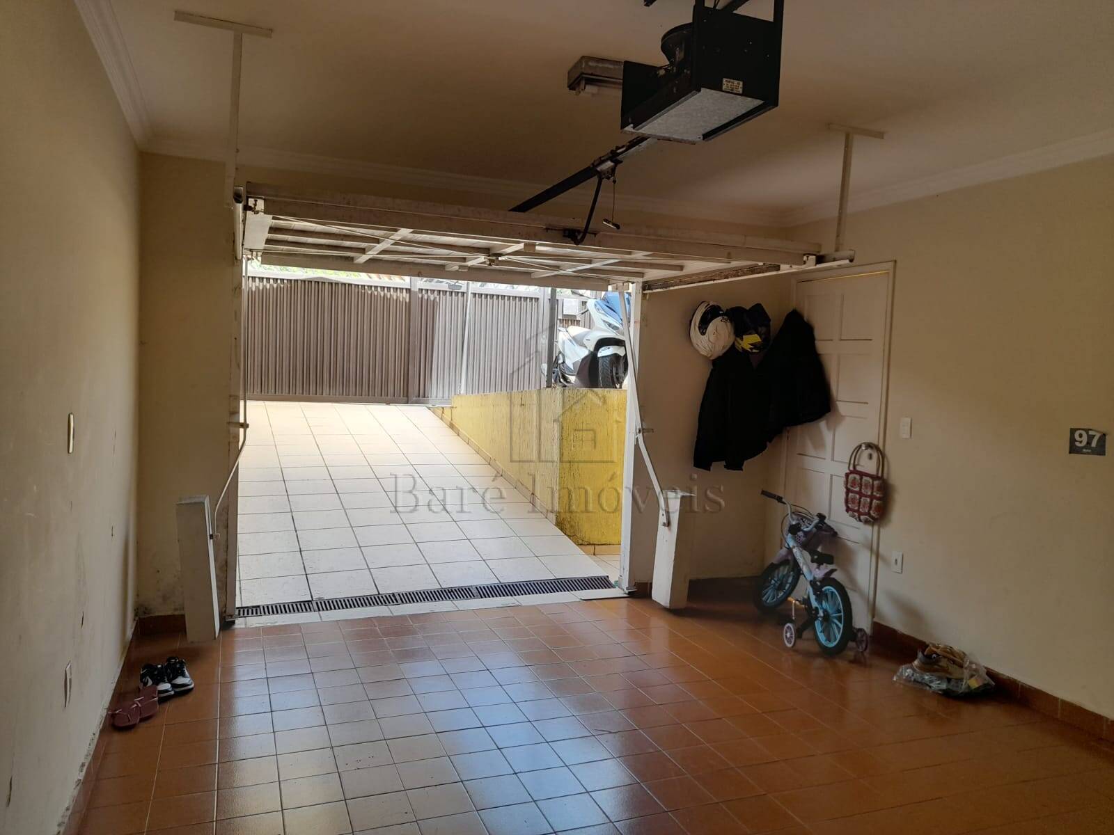 Casa, 3 quartos, 232 m² - Foto 37