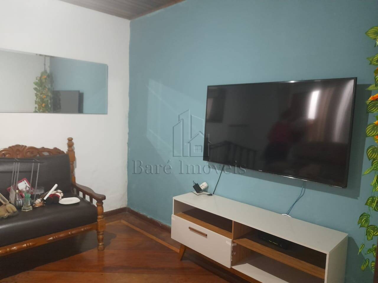 Casa, 2 quartos, 200 m² - Foto 1