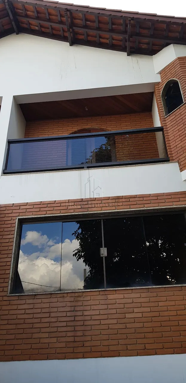 Sobrado, 4 quartos, 250 m² - Foto 1