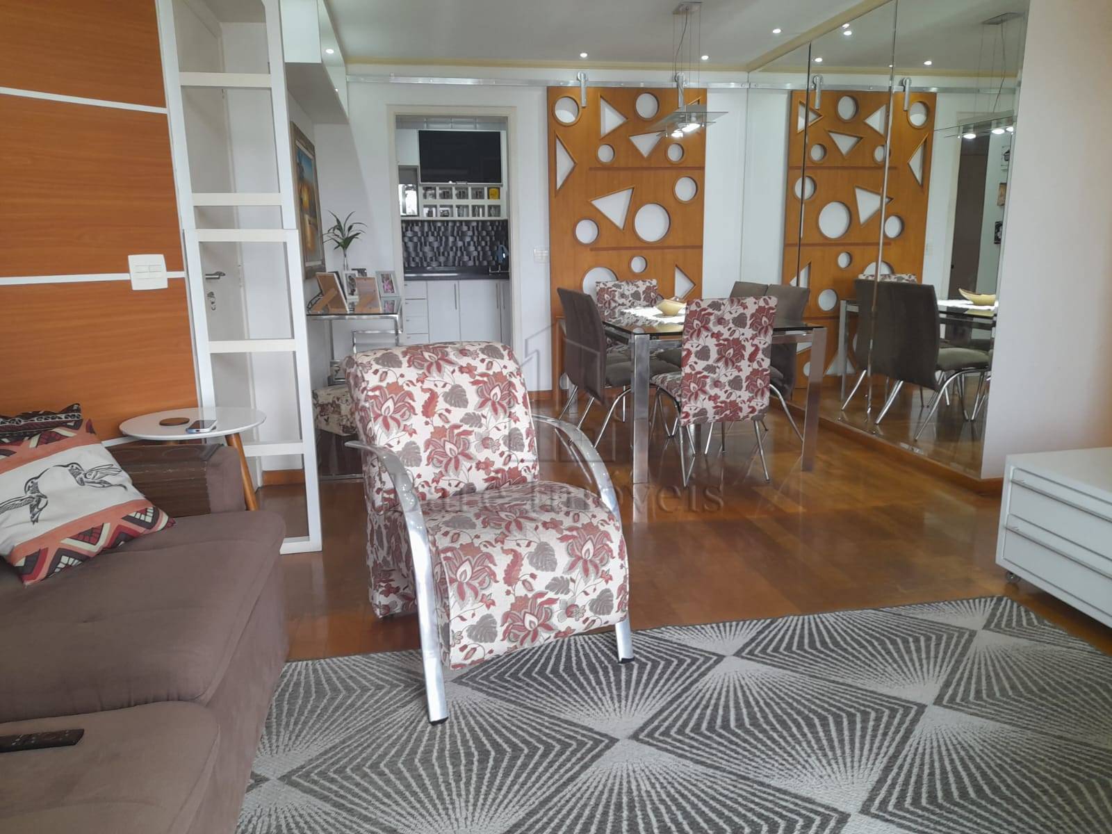 Apartamento, 3 quartos, 107 m² - Foto 2