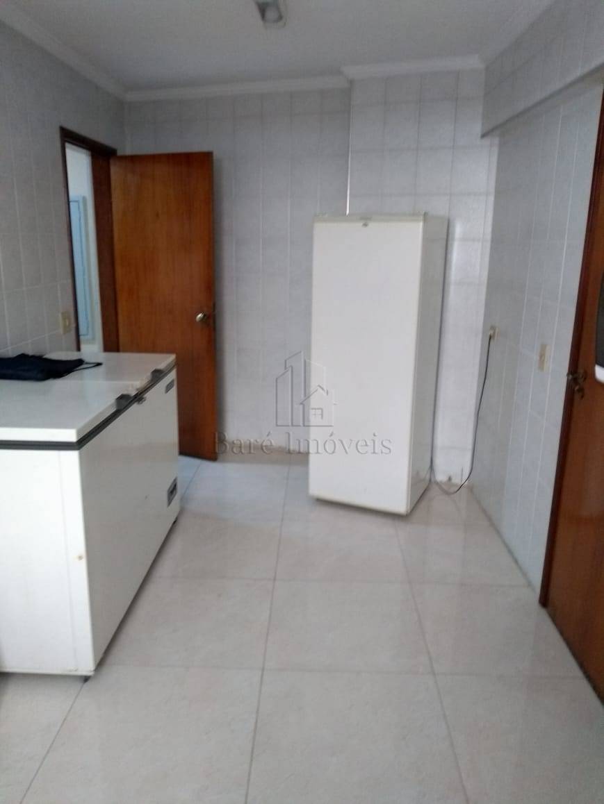 Apartamento, 3 quartos, 140 m² - Foto 12