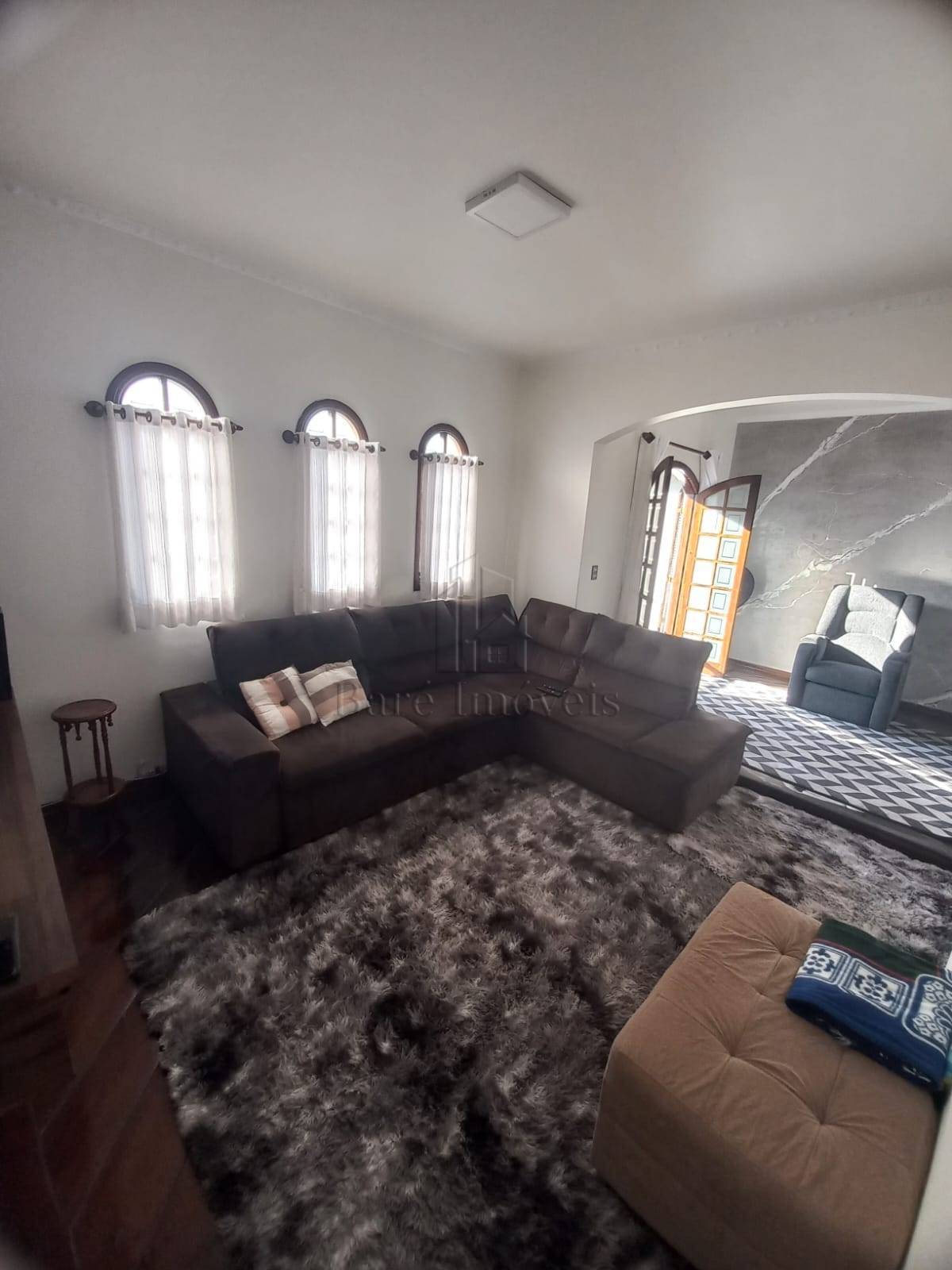 Sobrado, 3 quartos, 250 m² - Foto 1