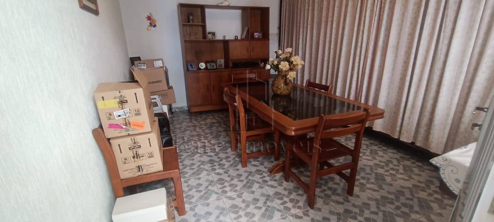 Casa, 3 quartos, 184 m² - Foto 4
