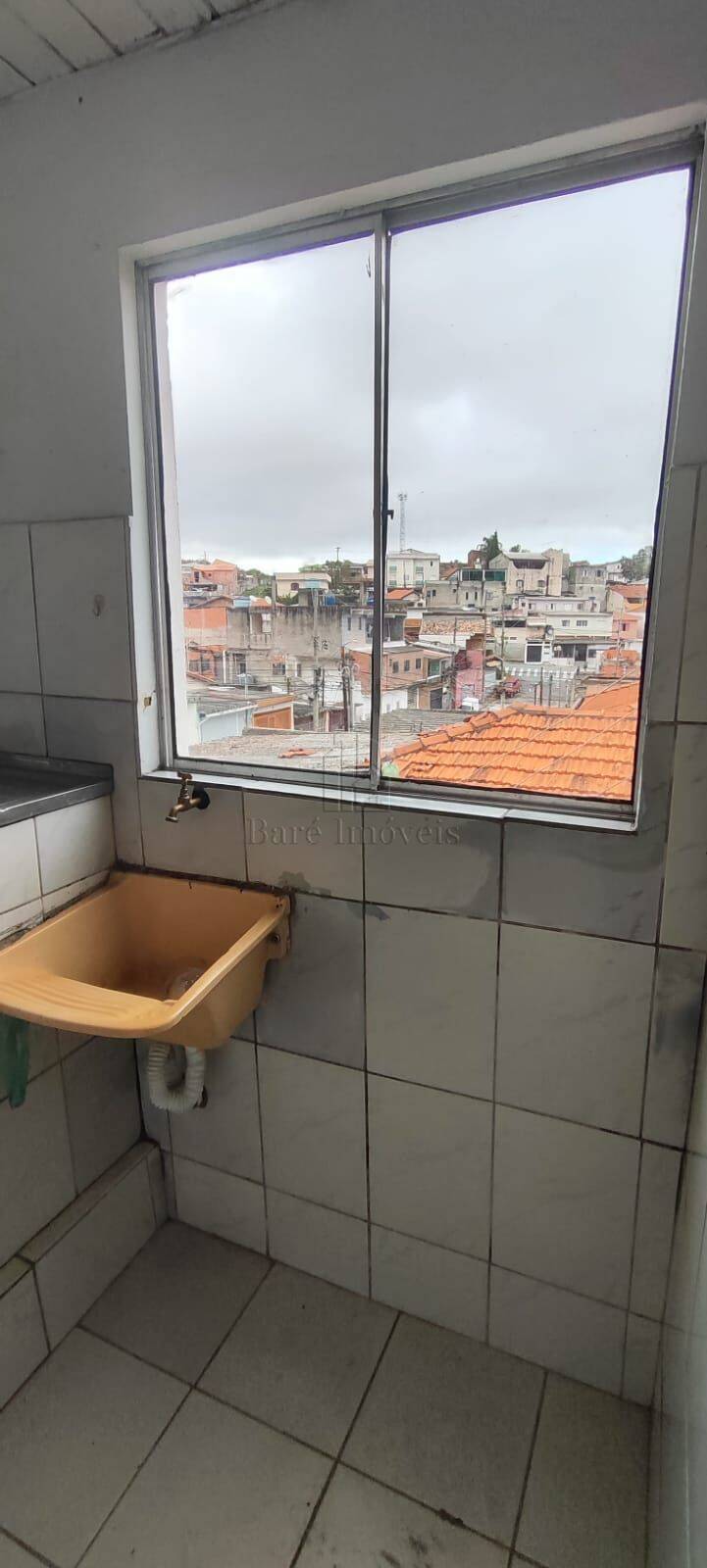 Casa para alugar com 1 quarto, 65m² - Foto 15