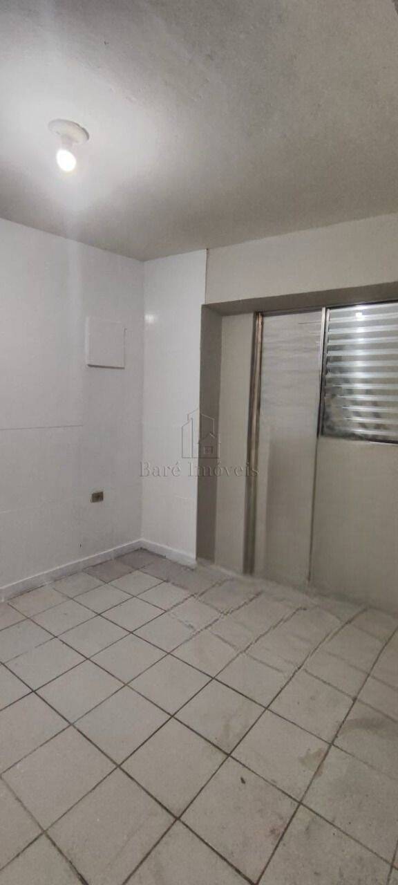 Casa para alugar com 1 quarto, 65m² - Foto 38