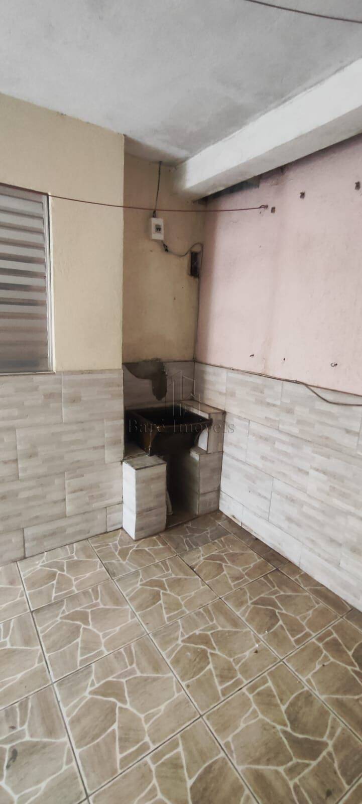 Casa para alugar com 1 quarto, 65m² - Foto 42